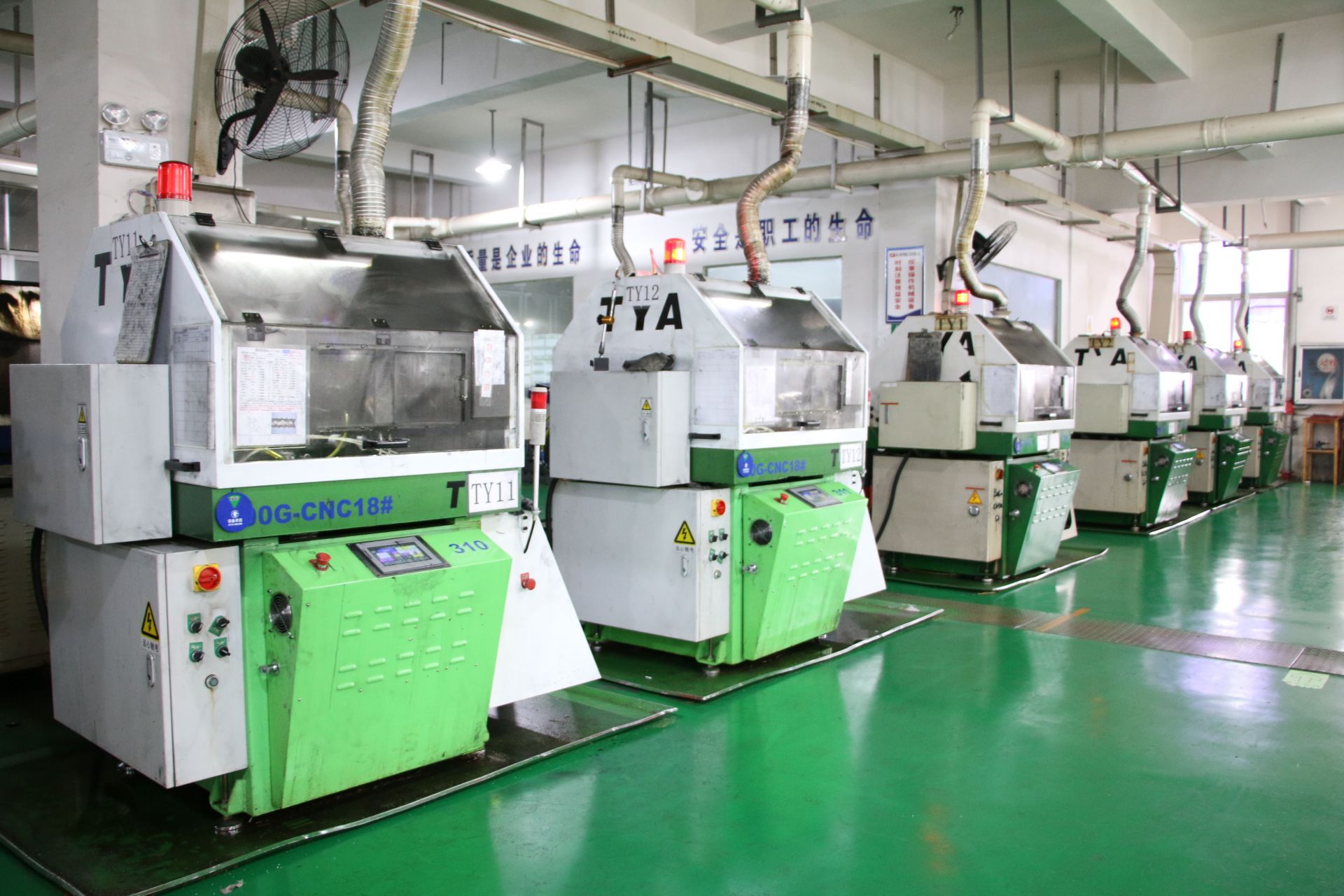 塑膠射出成型機(Plastic Injection Molding Machine)：現代工業科技、塑造未來的精密技術